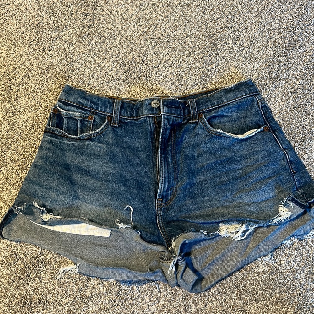 A&F The Mom Short